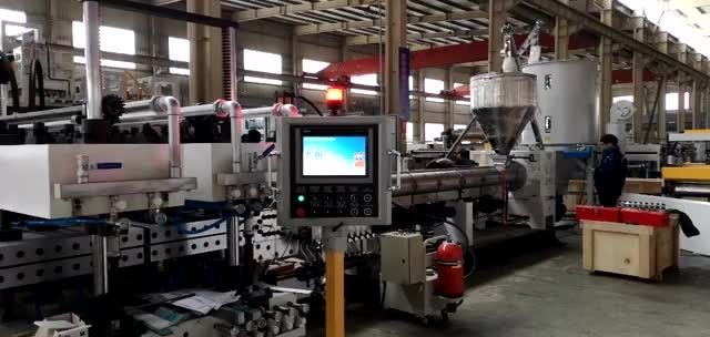 PP Hollow Indoor Decorative Materials Extrusion Line Customized Thickness