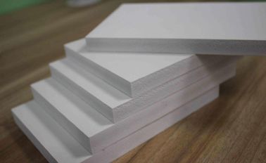 Jwell Sjz 65/132 1220 mm Plastic PVC/PE WPC Foam Board for Cupboard Roofing Furniture Plastic Recycling Making Machine